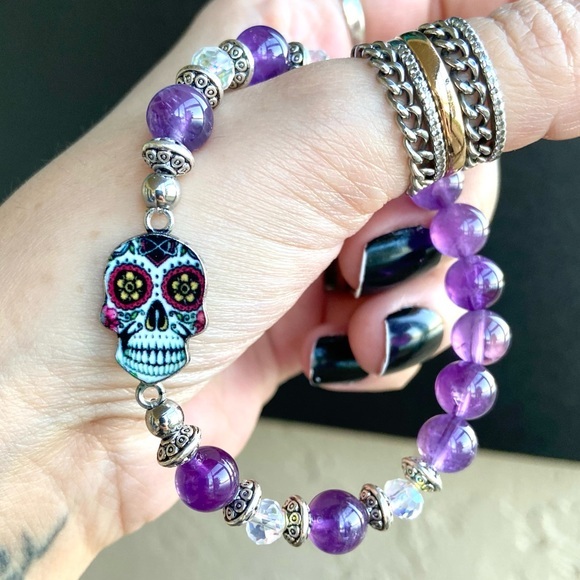 π΄β SALE ! red dot items are 2 for $25 . Bundle more than 3 and its $10 each π - Picture 3 of 15